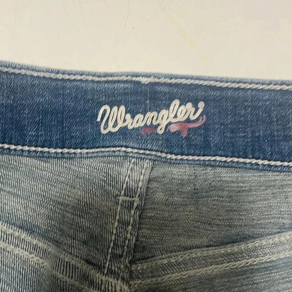 Wrangler denim jean blue shorts size 9 - Picture 3 of 6